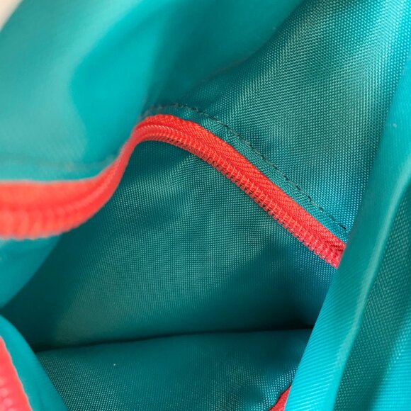 KAVU Rope Sling Pack Women's Bag On of a Kind - Picture 10 of 15